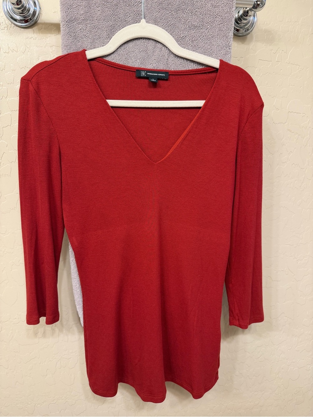 INC International Concepts Red V-Neck Long Sleeve Top